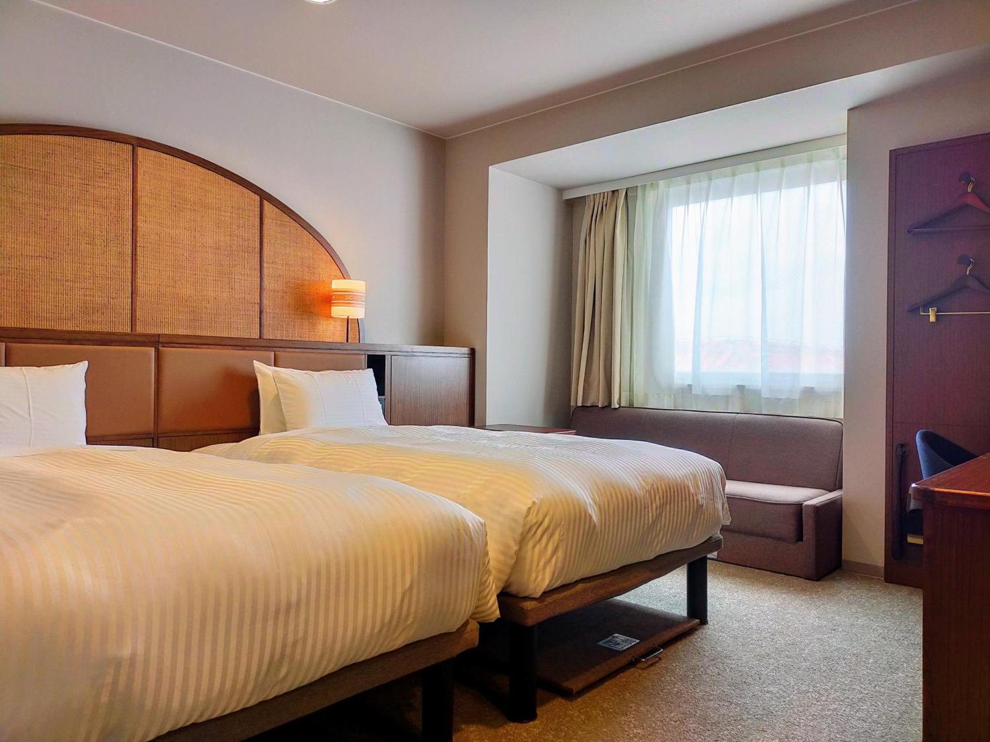 Hotel Palm Royal Naha Kokusai Street Екстериор снимка